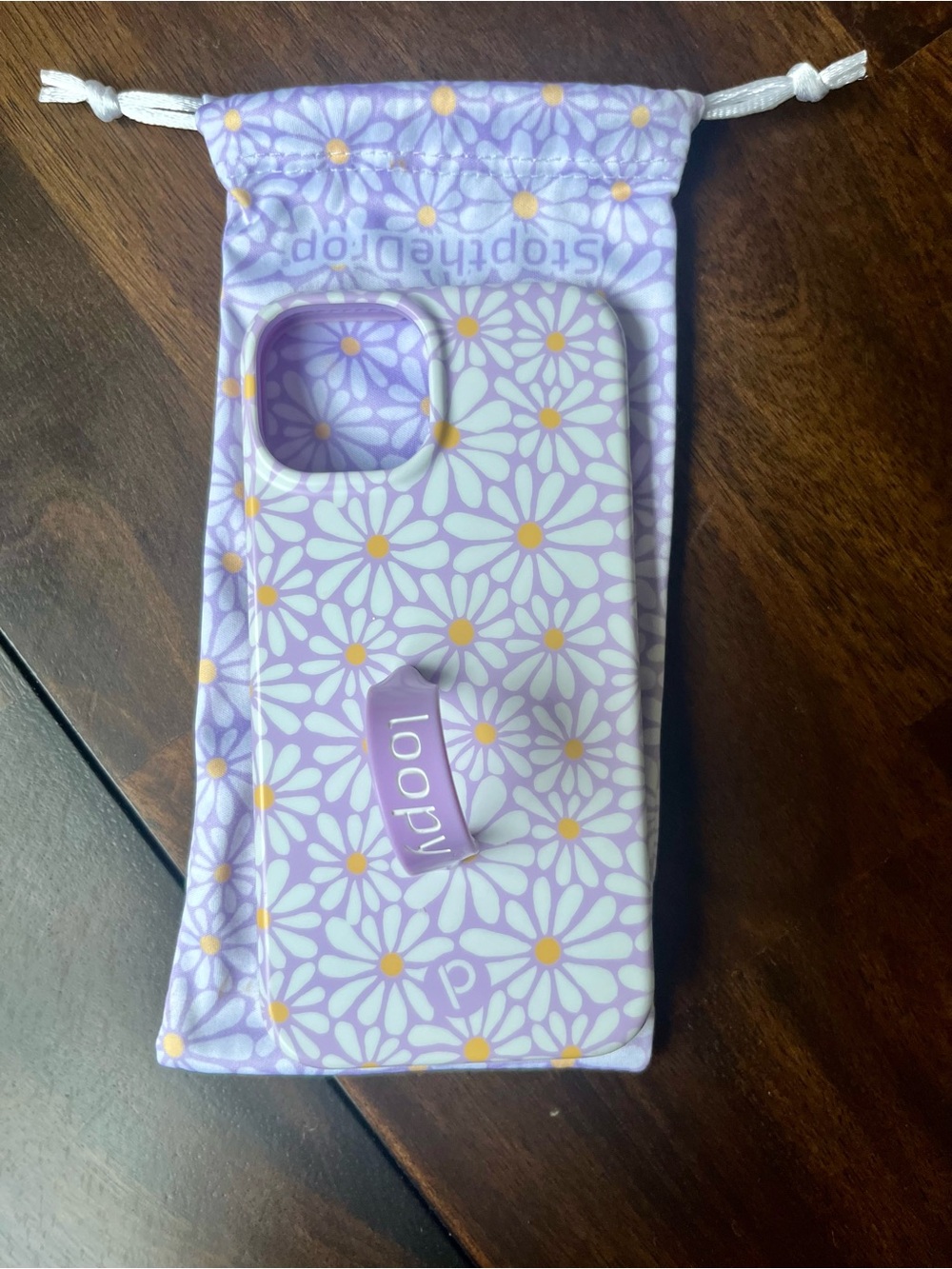 Loopy Case for iPhone 13/14, 17e, 16e (6.1” screen) in Daisy Daze 🌼💜